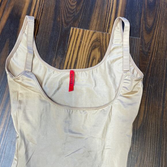 SPANX Thinstincts Open-Bust Mid-Thigh Bodysuit Soft Nude Size S - Picture 4 of 9